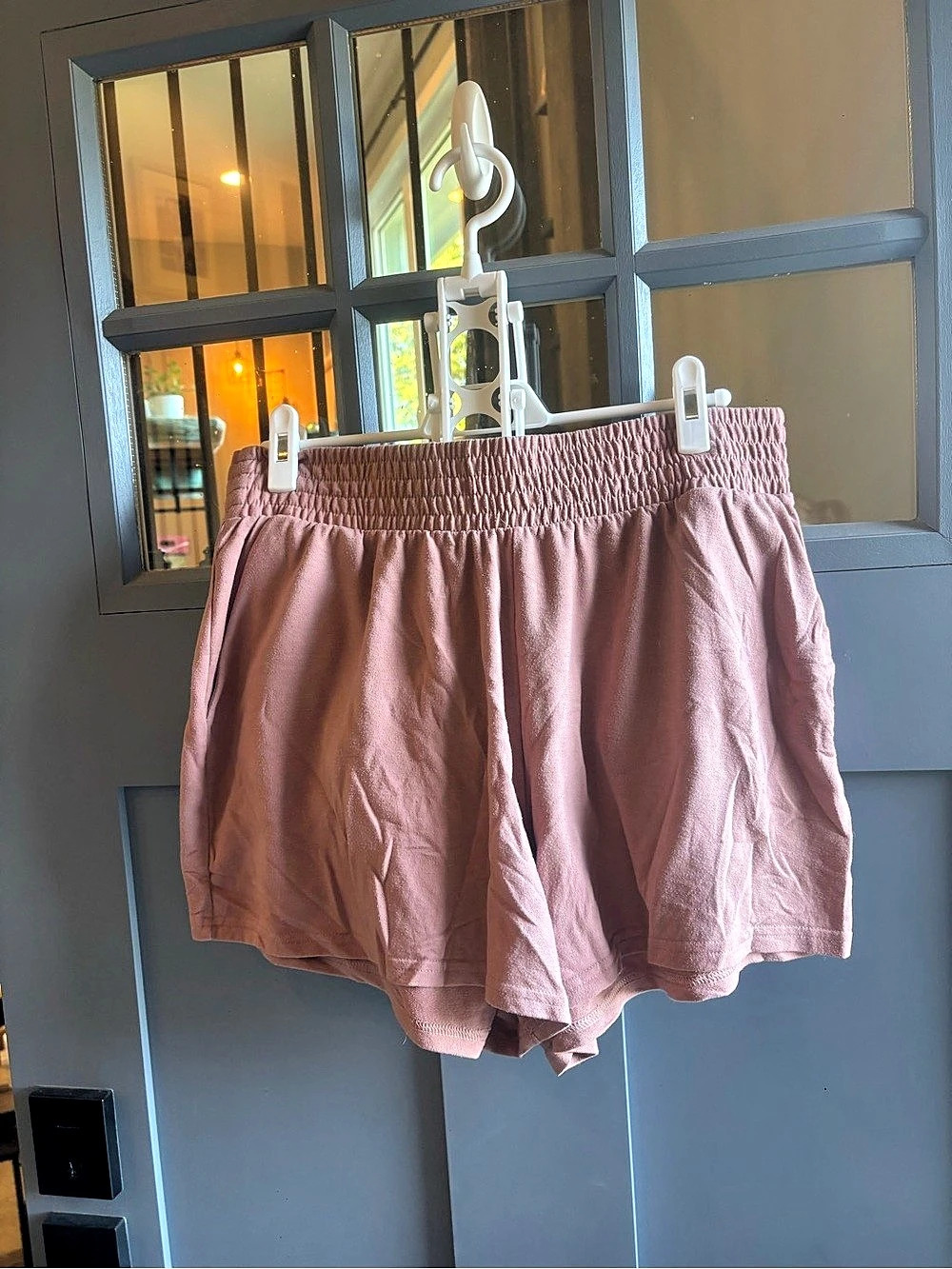 Old Navy Pink Athletic Shorts Size Large Like New